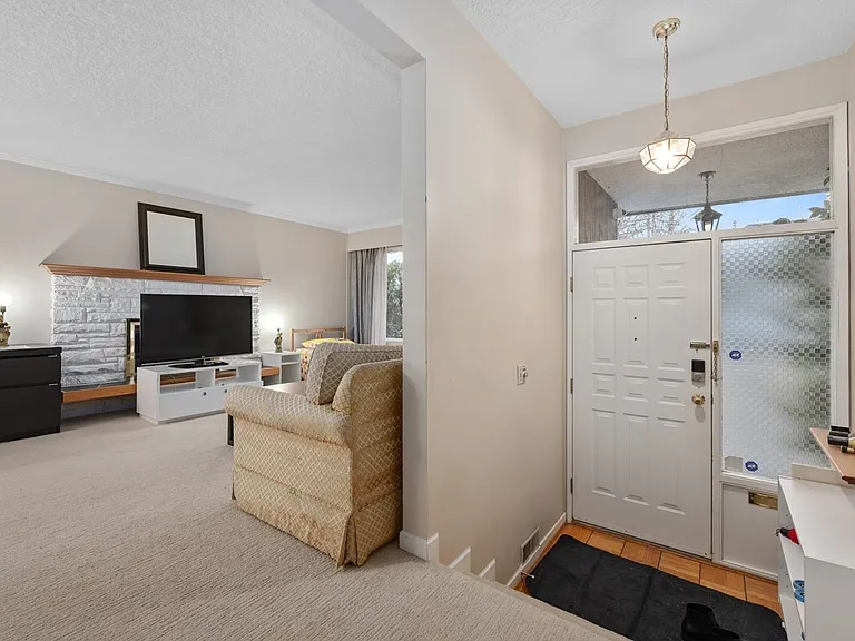 3845 W 14th Ave — Photo 14