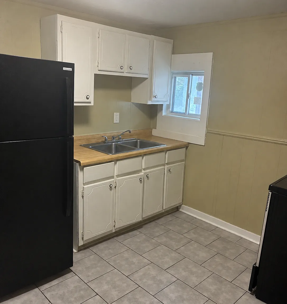 2356 Felton Avenue - 1 — Photo 4