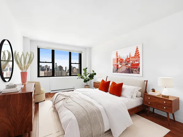 201 East 17th Street image 6 of 13