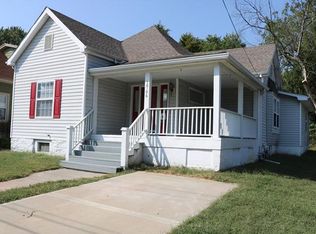 10706 E 15th St S, Independence, MO 64052
