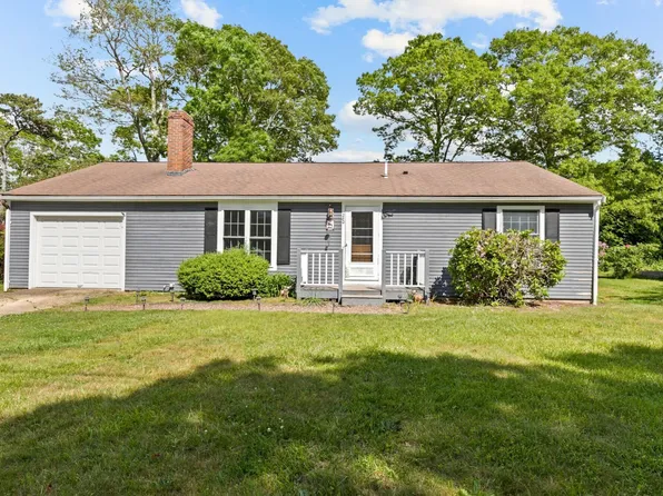 280 Arrowhead Drive, Hyannis, MA 02601