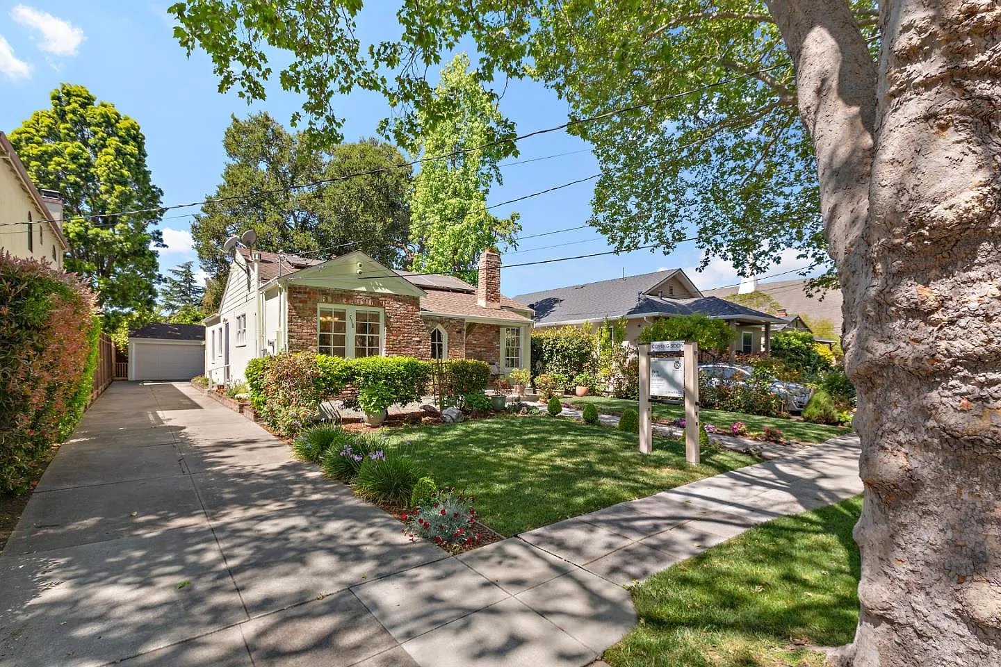 518 Grand St photo 1