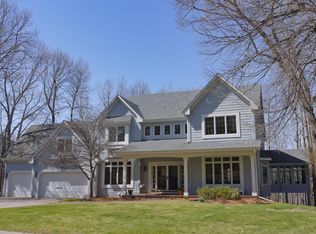 6377 Oxbow Bnd, Chanhassen, MN 55317