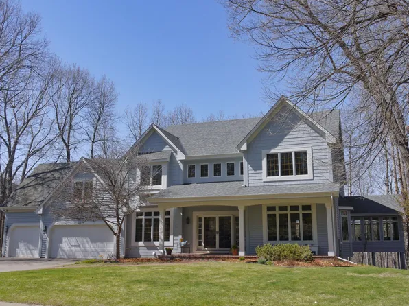 6377 Oxbow Bnd, Chanhassen, MN 55317