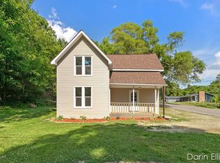 722 Jefferson Rd, Ionia, MI 48846