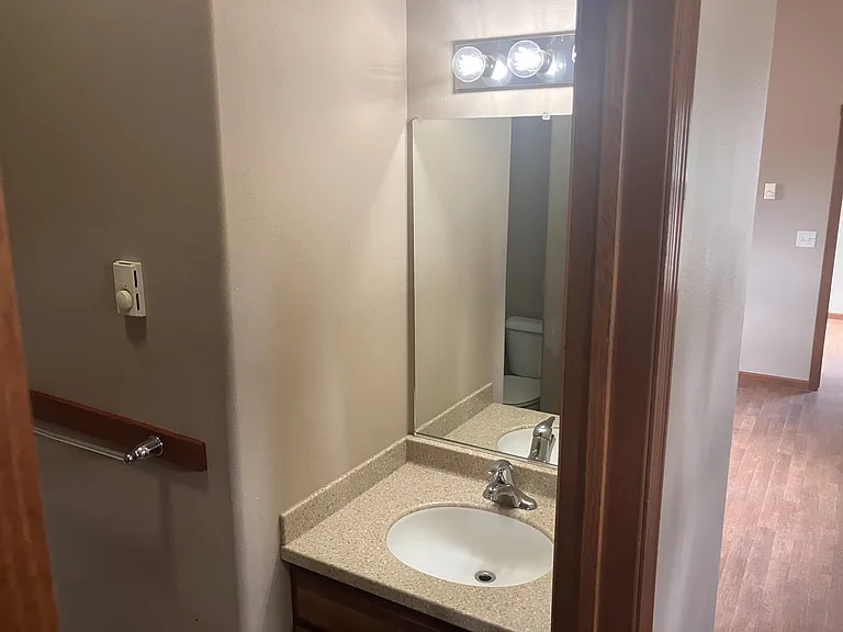 111 E Cottonwood Dr #11 — Photo 7