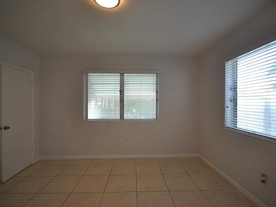 1st image of 7311 Byron Ave APT 1
