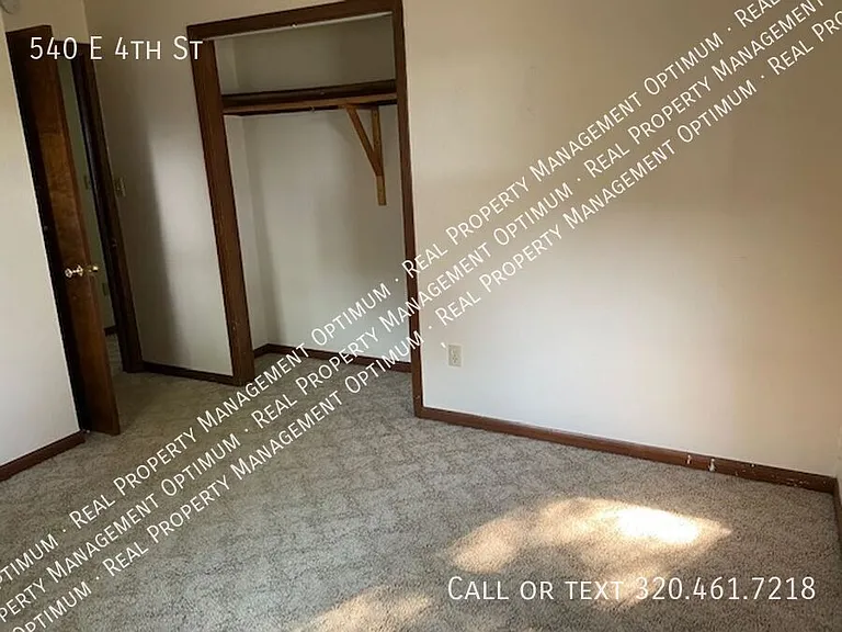 540 E 4th St — Photo 14