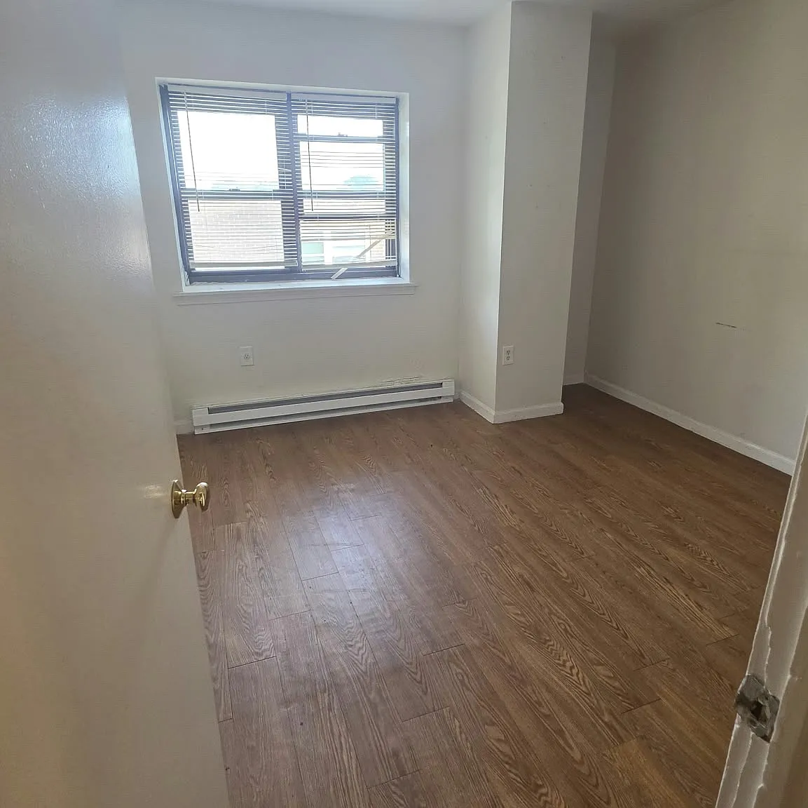 2 bed, 875 sqft, $1,799 — Photo 2