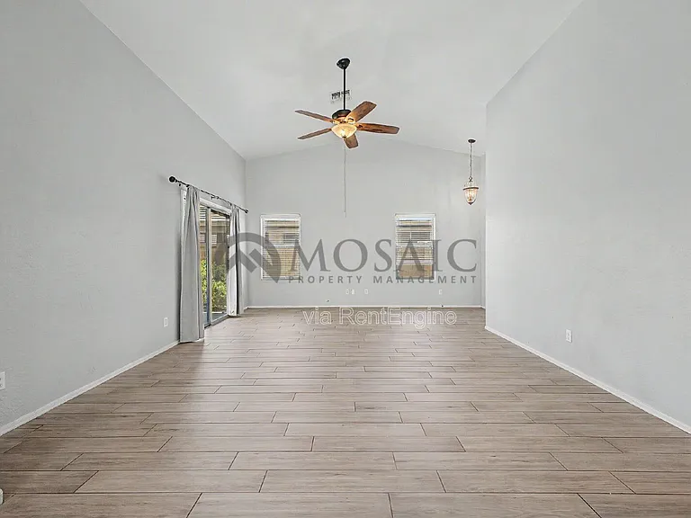 22360 E Via Del Rancho — Photo 10