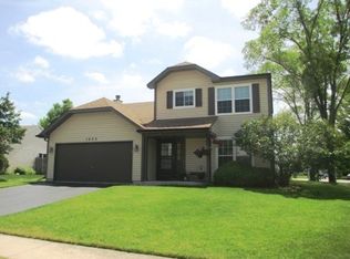 1235 Longford Cir, Elgin, IL