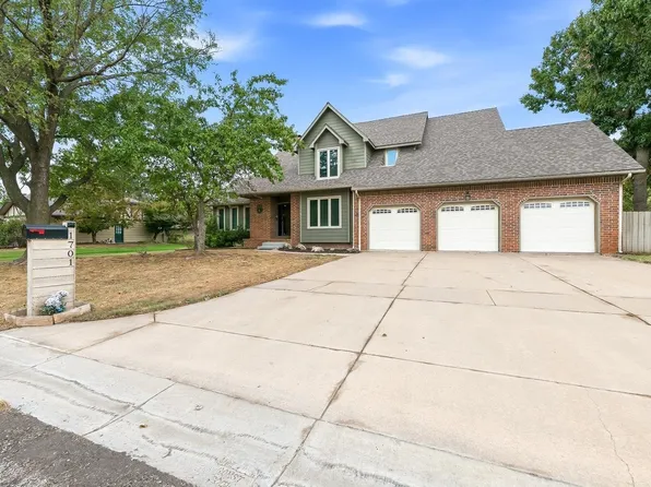 1701 N Amarado St, Wichita, KS 67212