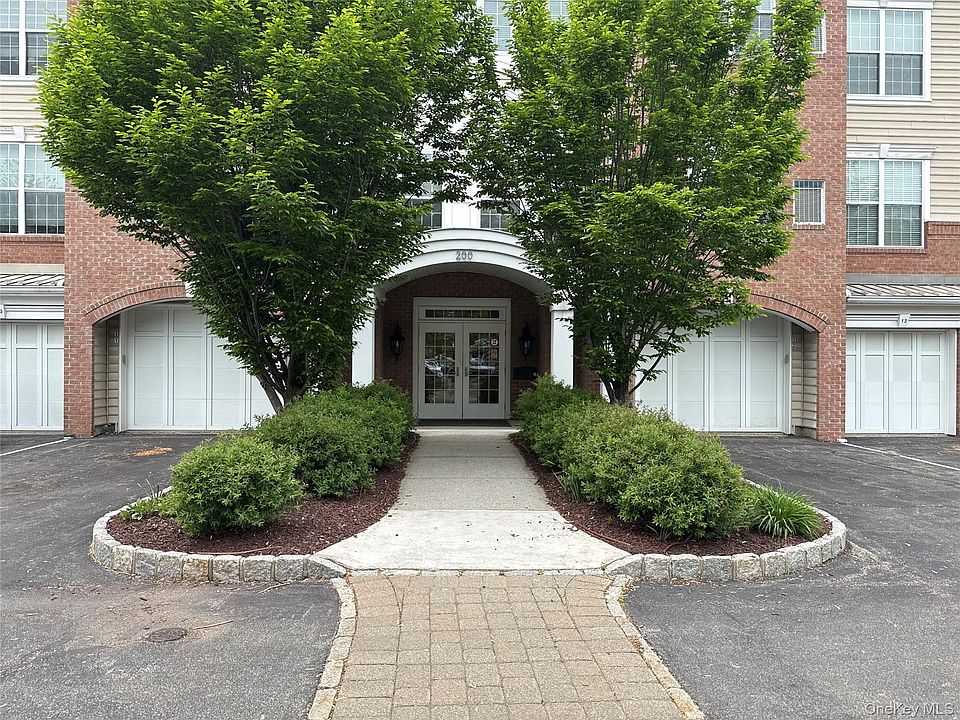 1st image of 246 Regency Drive