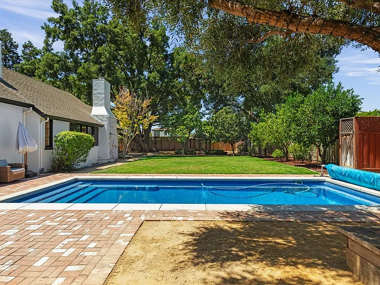 16995 Pine Way — Photo 42