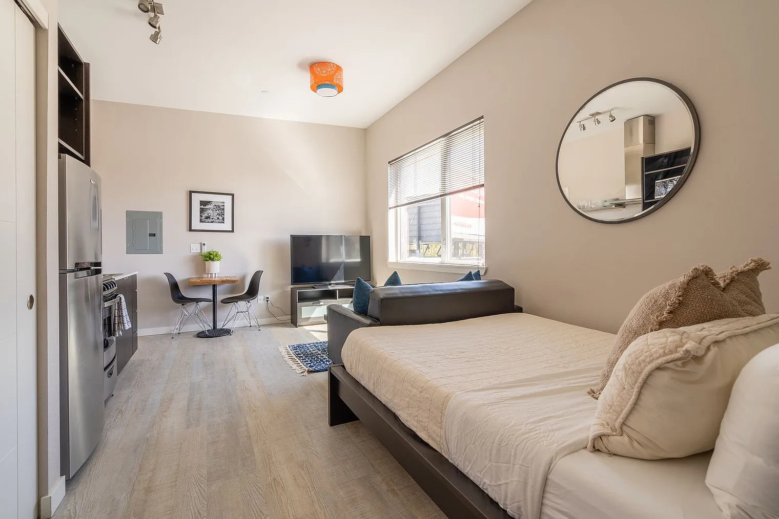 Studio, 1.0 bath, 279 sqft, $2,127 — Photo 4