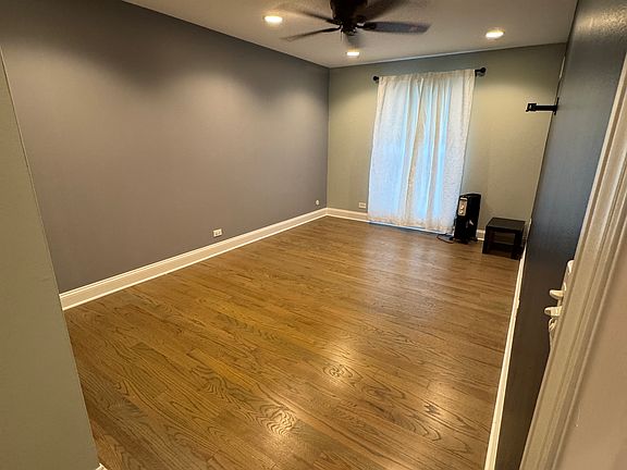 3rd image of 5200 Carriageway Dr APT 203