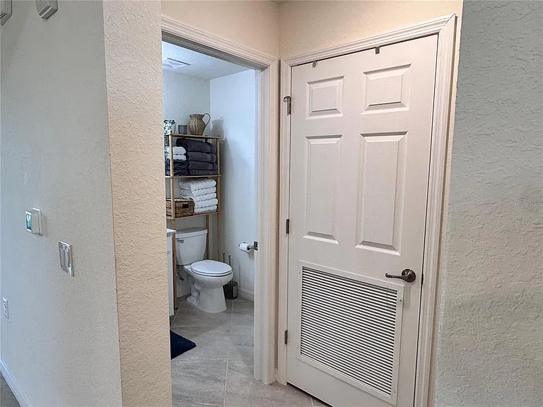 17724 Gawthrop Dr #304 — Photo 8