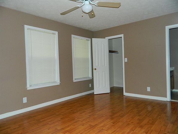 5th image of 945 Merritt Lewis Ln