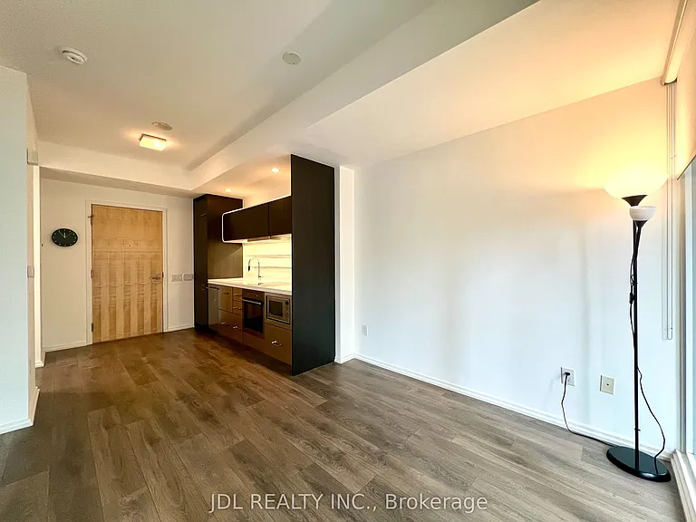 45 Charles St E #805 — Photo 6