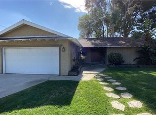 13611 Borden Ave, Sylmar, CA 91342