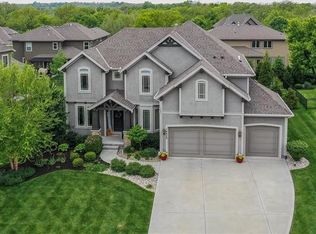 16420 Oakmont St, Overland Park, KS 66221