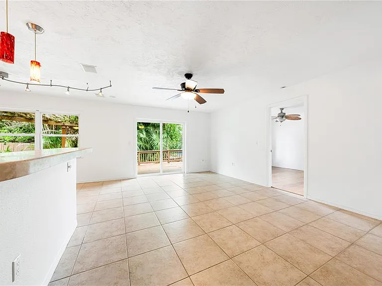 3709 Alden Way — Photo 7