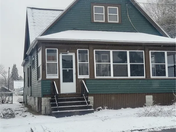 159 Greenland Dr, Syracuse, NY 13208