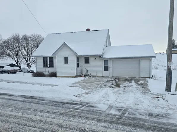 514 Mill St, Bloomington, WI 53804