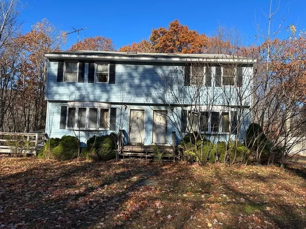 69 Monson Rd, Wales, MA 01081