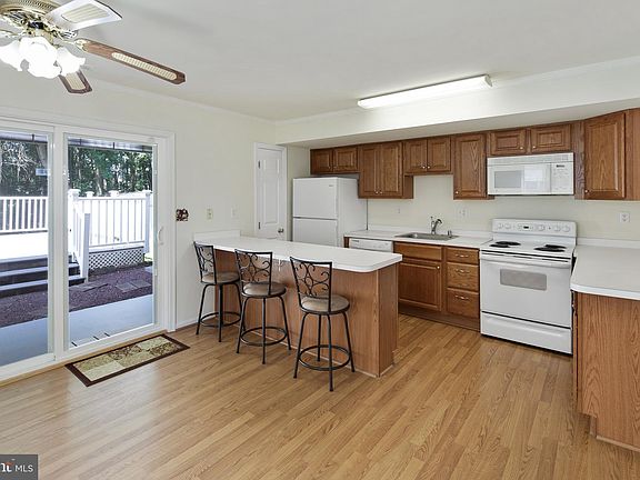 5th image of 118 Creekside Ct