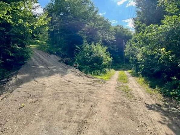 12 Overlook, Wales, ME 04280