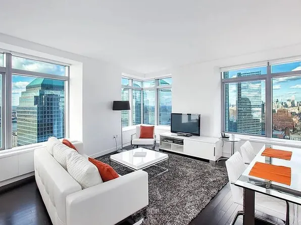 123 Washington St APT 43B, New York, NY 10006
