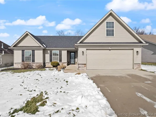 12105 Meriwether Drive, Sellersburg, IN 47172