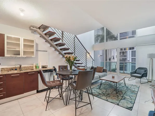 41 SE 5th St APT 304, Miami, FL 33131