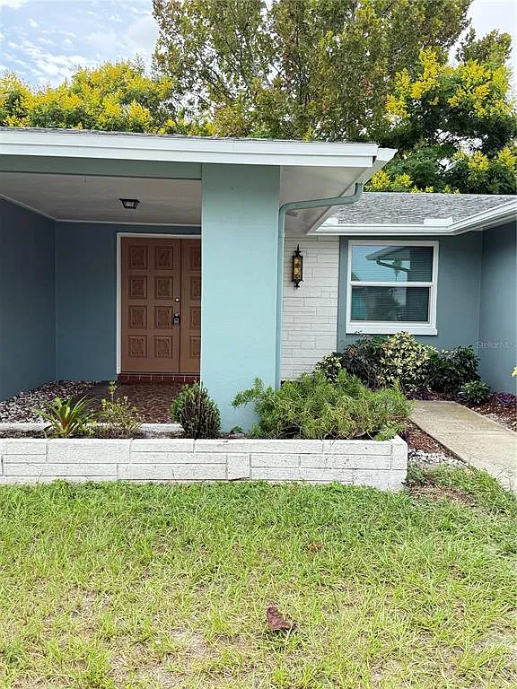 4 bed, 2.0 bath, 1547 sqft, $1,950 — Photo 2