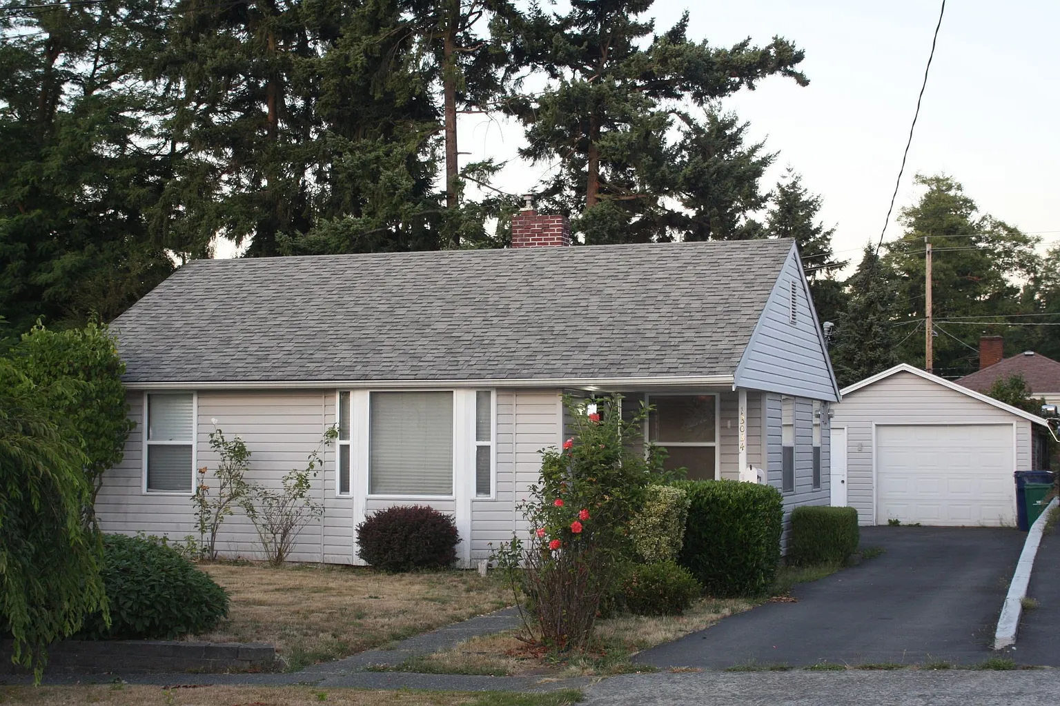 13034 7th Ave S photo 1