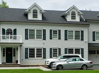 12 Bowden Ln, Glen Head, NY 11545