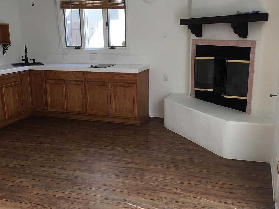 2nd image of 138 Hueneme Ave