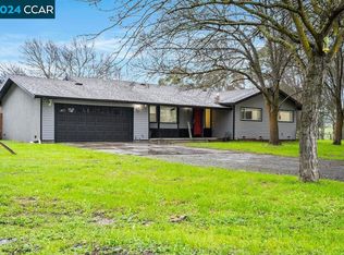 7447 Putman Rd, Vacaville, CA 95688