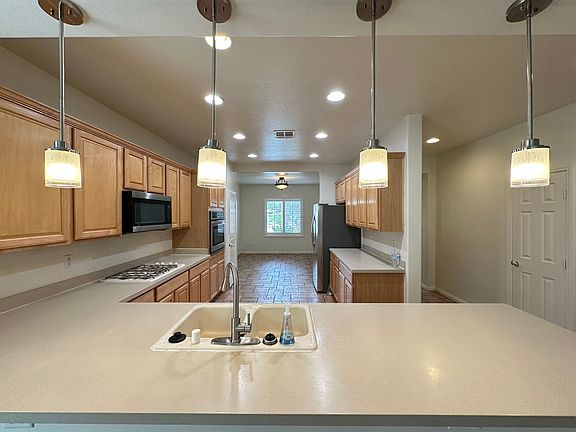 4th image of 3572 Ridge Meadow St