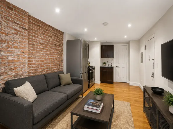 242 East 75th Street image 1 of 4