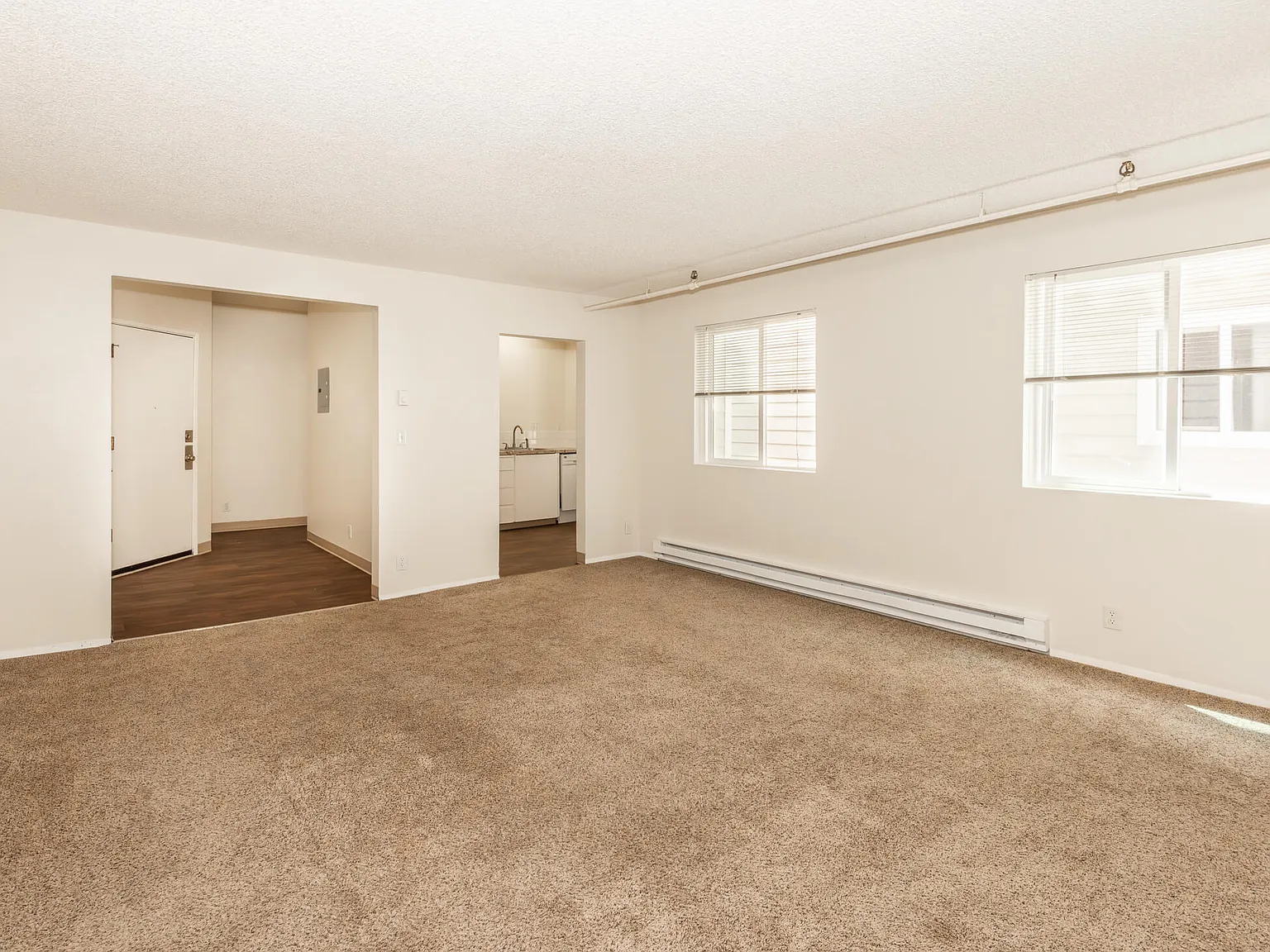 Grandview Apartments — Photo 4
