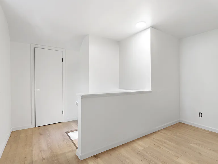 18601 Harlan Dr — Photo 19