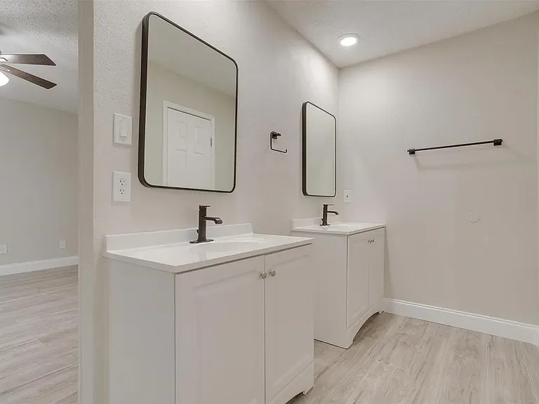 6105 Judy Ct — Photo 18