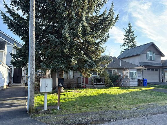 3rd image of 230 Cedar St