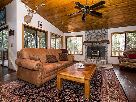 5th image of 23440 Ontario Dr
