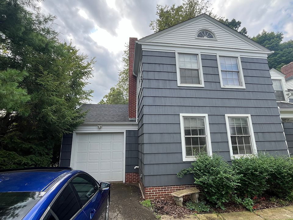 1st image of 917 Paxford Pl
