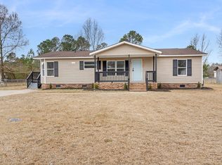 1410 Darby Dr, Raeford, NC 28376