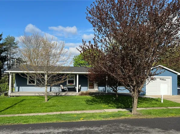 132 Cornwell St, Penn Yan, NY 14527
