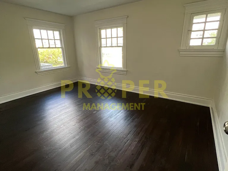 932 Harvard Blvd — Photo 7